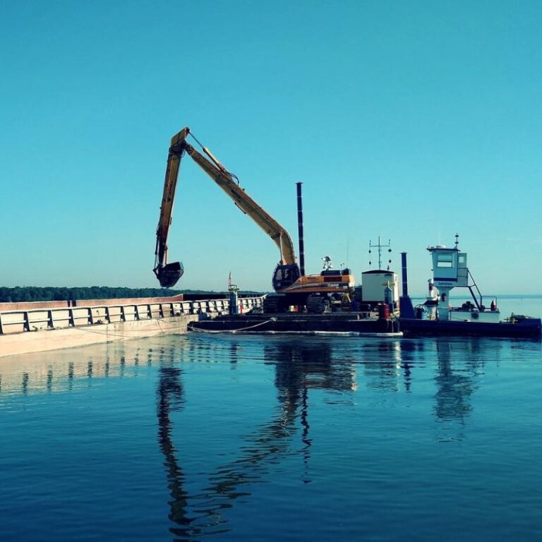 White Lake Dock & Dredge