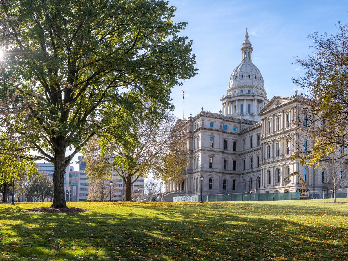 Lansing 1